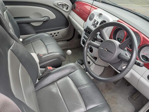 Chrysler PT Cruiser 2.4 Limited RHD 2dr