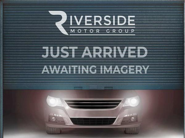 Volkswagen e-Golf 35.8kWh e-Golf Auto 5dr