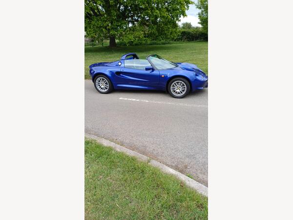 Lotus Elise 1.8 2dr