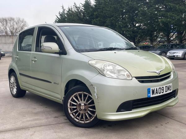 Perodua Myvi 1.3 EZi SE 5dr