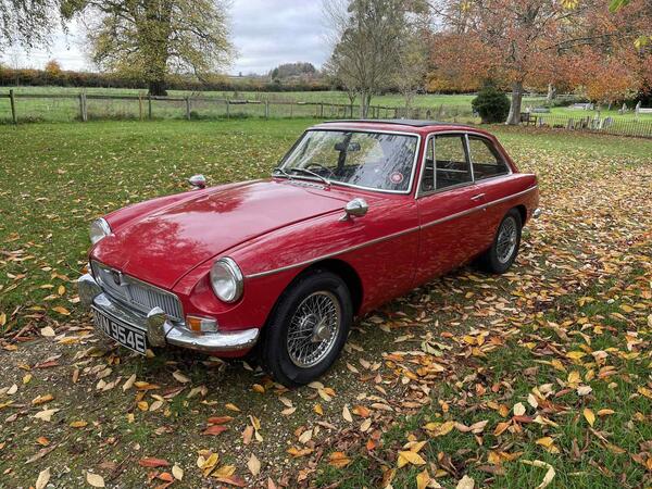 MG MGB GT 1.8 2dr