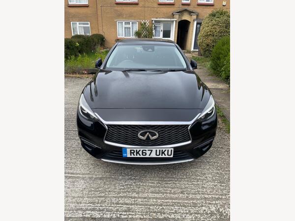 Infiniti Q30 1.5d SE Euro 6 (s/s) 5dr
