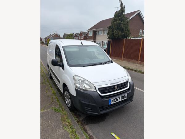 Peugeot Partner 1.6 HDi S Van 4dr Diesel Manual L2 (147 g/km, 92 bhp)