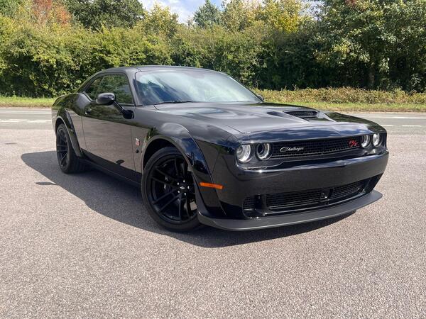Dodge Challenger 2dr