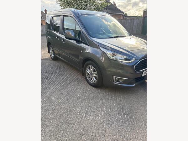 Ford Tourneo Connect 1.5 EcoBlue Titanium Euro 6 (s/s) 5dr