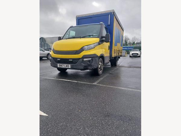 Iveco Daily 2.3 TD 14V 35C 3450 Chassis Cab 2dr Diesel Manual RWD L2 (200 g/km, 136 bhp)