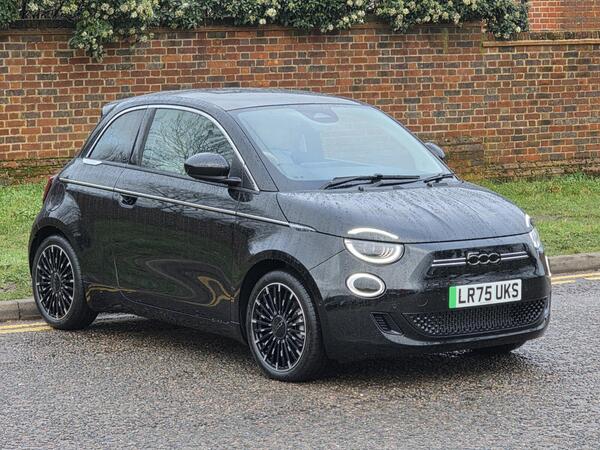 Fiat 500e 42kWh La Prima Auto 3dr