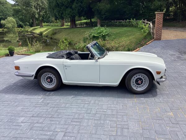 Triumph TR6 UK car with Fuel injection and overdrive. 2.5