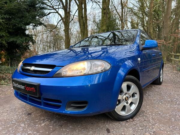 Chevrolet Lacetti 1.6 SX 5dr