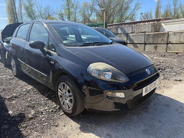 Fiat Punto 1.4 Easy Manual Euro 5 (s/s) 5dr