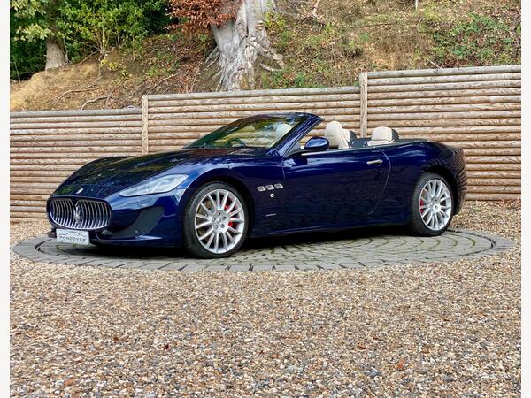 Maserati GranCabrio 4.7 V8 Sport MC Shift Euro 5 2dr