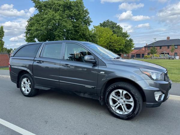 SsangYong Korando Sports 2.0D EX Pickup Double Cab 4dr Diesel Manual 4WD Euro 5 (155 ps)