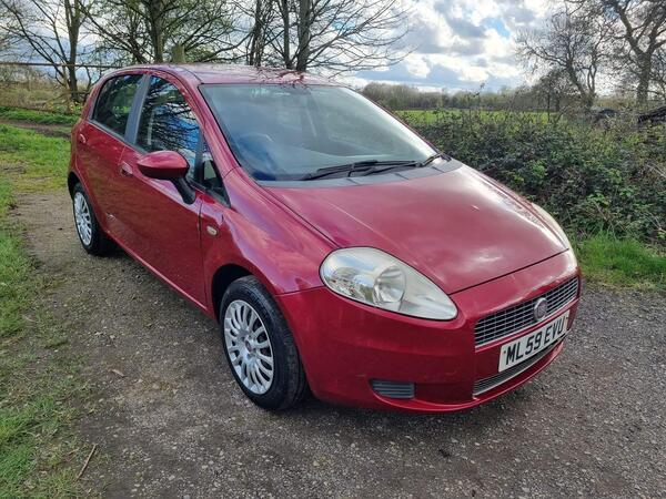Fiat Grande Punto 1.4 Dynamic Auto Euro 4 5dr