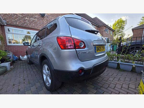 Nissan Qashqai+2 2.0 dCi Tekna 2WD 5dr