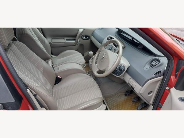 Renault Scenic 1.9 dCi FAP Privilege 5dr