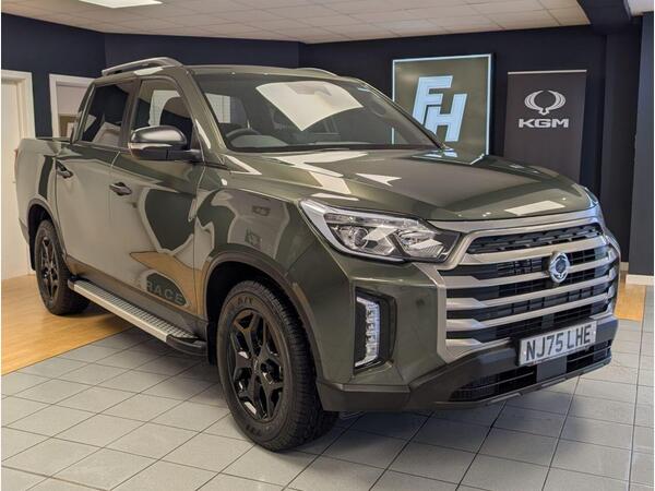 KGM Musso 2.2D Saracen Pickup Double Cab 4dr Diesel Auto 4WD Euro 6 (202 ps) Huge saving on list price