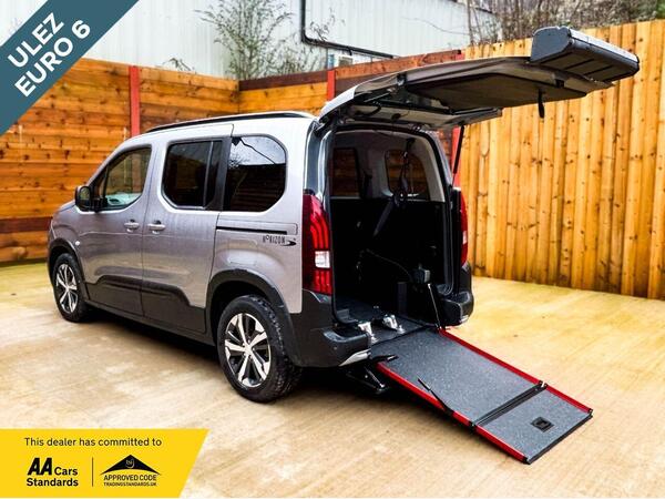 Peugeot Rifter 3 Seat Auto Wheelchair Accessible Disabled Access Vehicle WAV 5dr