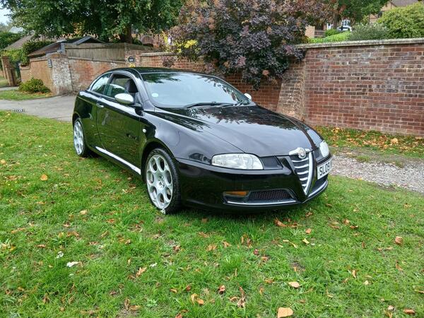 Alfa Romeo GT 2.0 JTS Turismo 2dr