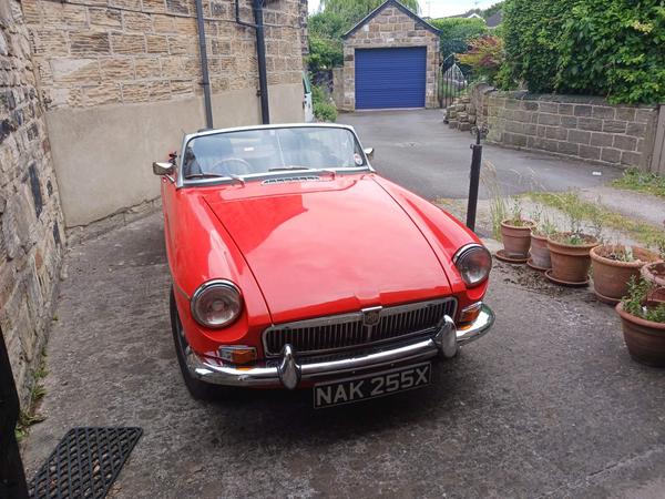 MG MGB GT 1.8 2dr