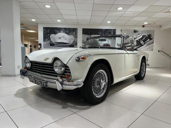 Triumph TR5