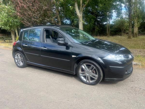 Renault Megane 2.0 dCi GT 5dr