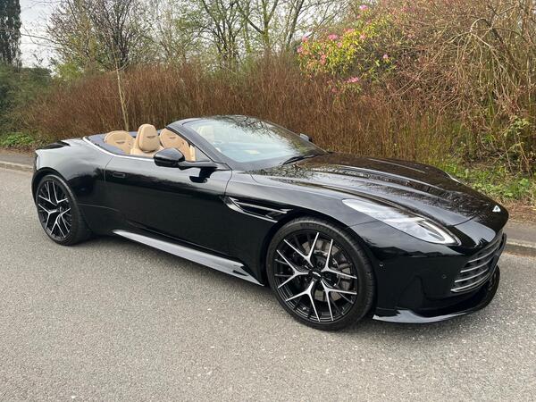 Aston Martin DB12 4.0 V8 Volante Auto Euro 6 (s/s) 2dr