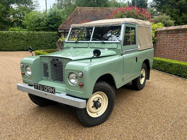 Land Rover Series II 2.3 THIS CAR HAS BEEN LOVINGLY RESTORED