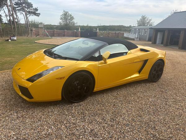 Lamborghini Gallardo 5.0 V10 Spyder EGear 4WD Euro 4 2dr