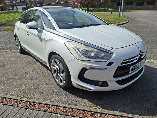 Citroen DS5 2.0 HDi DSport Auto Euro 5 5dr