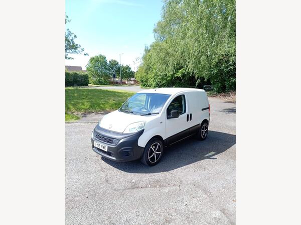Fiat Fiorino 1.3 MultiJetII Tecnico Car Derived Van 5dr Diesel Manual Euro 6 (80 bhp)