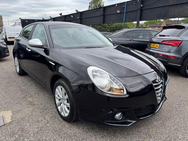 Alfa Romeo Giulietta 2.0 JTDM-2 Business Edition TCT Euro 5 (s/s) 5dr