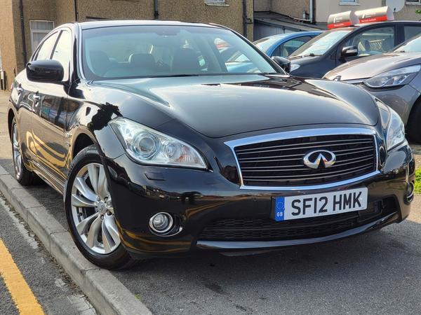 Infiniti M 3.5 35h V6 GT Premium Auto Euro 5 (s/s) 4dr