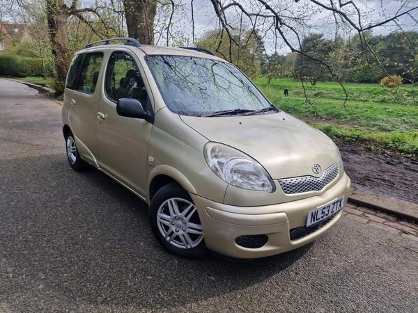 Toyota Yaris Verso 1.3 VVT-i T3 5dr
