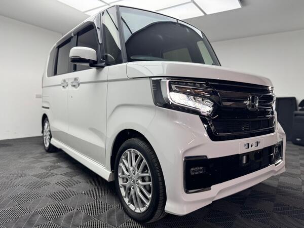 Honda N-Box Custom 0.7 5dr