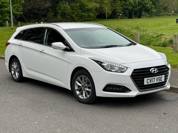 Hyundai i40 1.7 CRDi Blue Drive SE Nav Business Tourer Euro 6 (s/s) 5dr