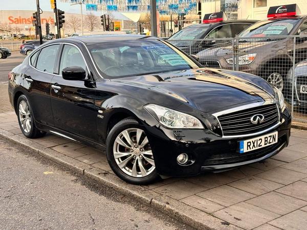 Infiniti M 3.5 35h V6 GT Premium Auto Euro 5 (s/s) 4dr