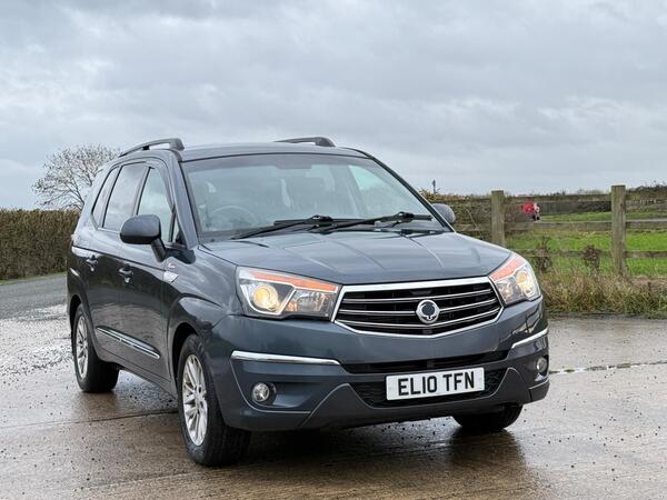 SsangYong Turismo 2.0 e-XDi EX T-Tronic 4WD Selectable Euro 5 5dr