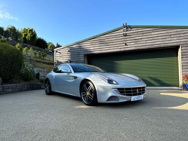 Ferrari FF 6.3 V12 F1 DCT 4WD Euro 5 (s/s) 3dr