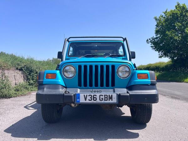 Jeep Wrangler 4.0 Sport Soft top 4x4 3dr