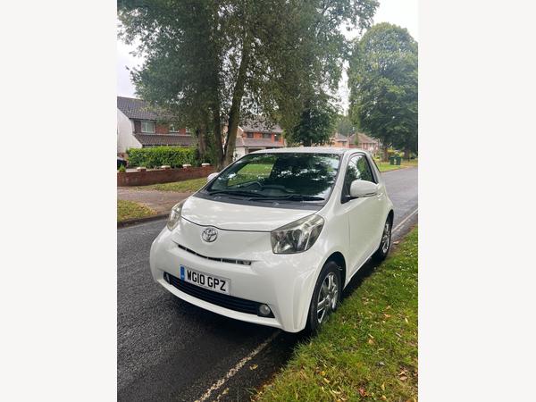 Toyota iQ 1.0 VVT-i 2 Multidrive Euro 4 3dr