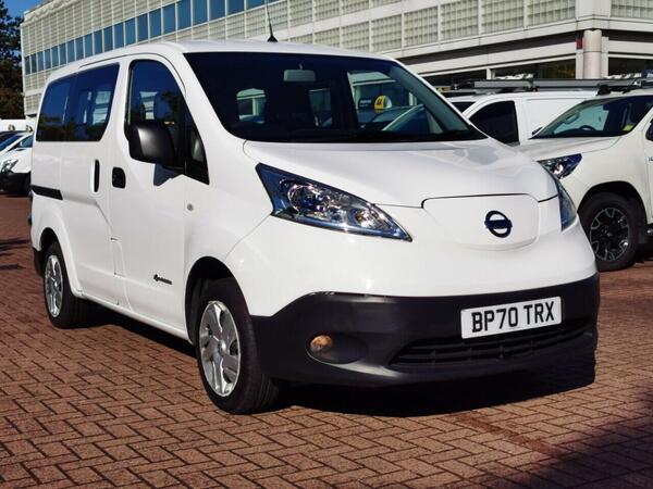 Nissan e-NV200 40kWh Acenta Combi Van Double Cab 5dr Electric Auto (5 Seat, Quick Charge) (109 ps) AC