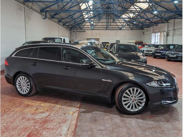 Jaguar XF 2.2d Luxury Sportbrake Auto Euro 5 (s/s) 5dr