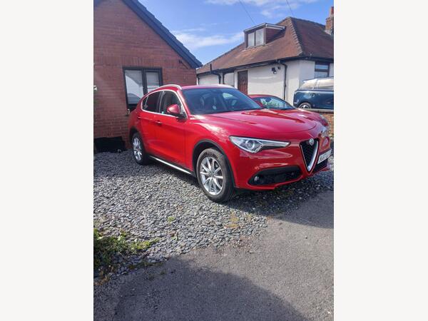 Alfa Romeo Stelvio 2.2 TD Speciale Auto Q4 AWD Euro 6 (s/s) 5dr