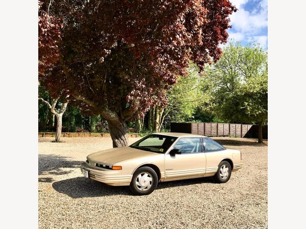 Oldsmobile Coupe Cutlass Supreme 3.1