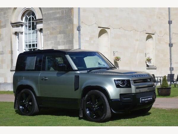 Land Rover Defender 90 3.0 D250 MHEV X-Dynamic HSE Auto 4WD Euro 6 (s/s) 3dr