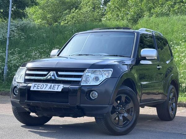 Mitsubishi Shogun 3.2 DI-DC Diamond Auto 4WD Euro 4 3dr SWB