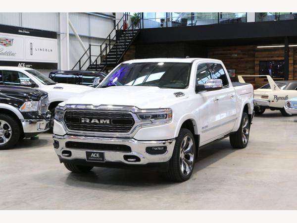 Dodge RAM Limited Crew Cab 5.7L V8 Hemi Auto Air Suspension 4dr