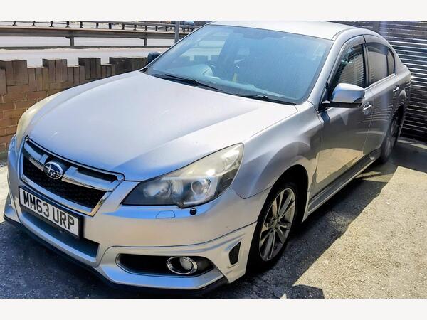 Subaru Legacy 2.5i SE Sport Tourer 5dr Petrol Lineartronic 4WD Euro 5 (167 ps)