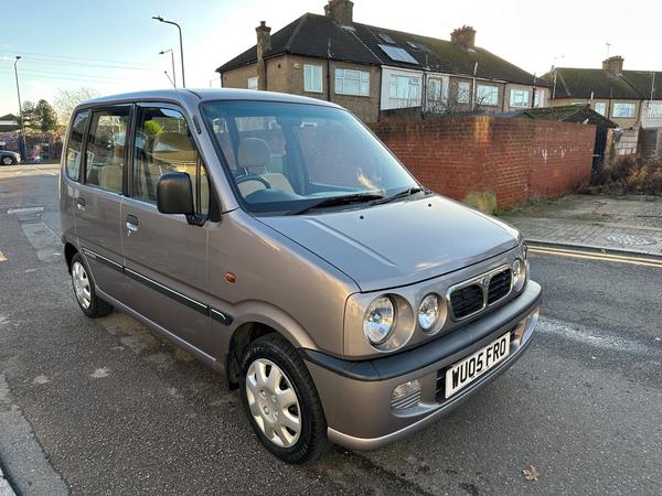 Perodua Kenari 1.0 EZ 5dr