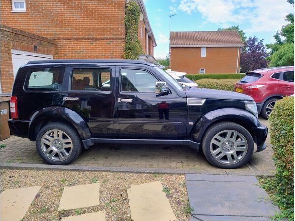 Dodge Nitro 3.7 V6 SXT 5dr